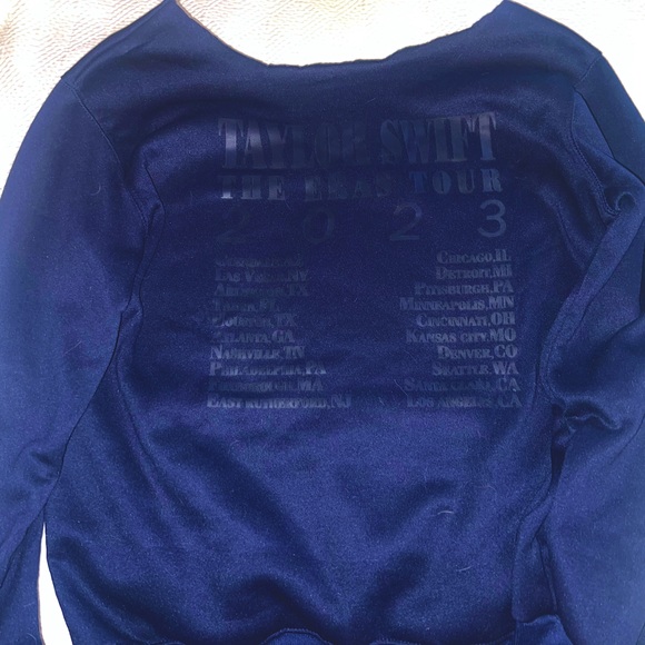 Taylor Swift Eras Tour hoodie!!! - Picture 2 of 3